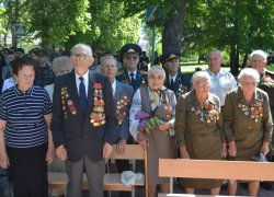 Хвилиною мовчання присутні вшанували пам’ять тих, хто загинув у роки війни...